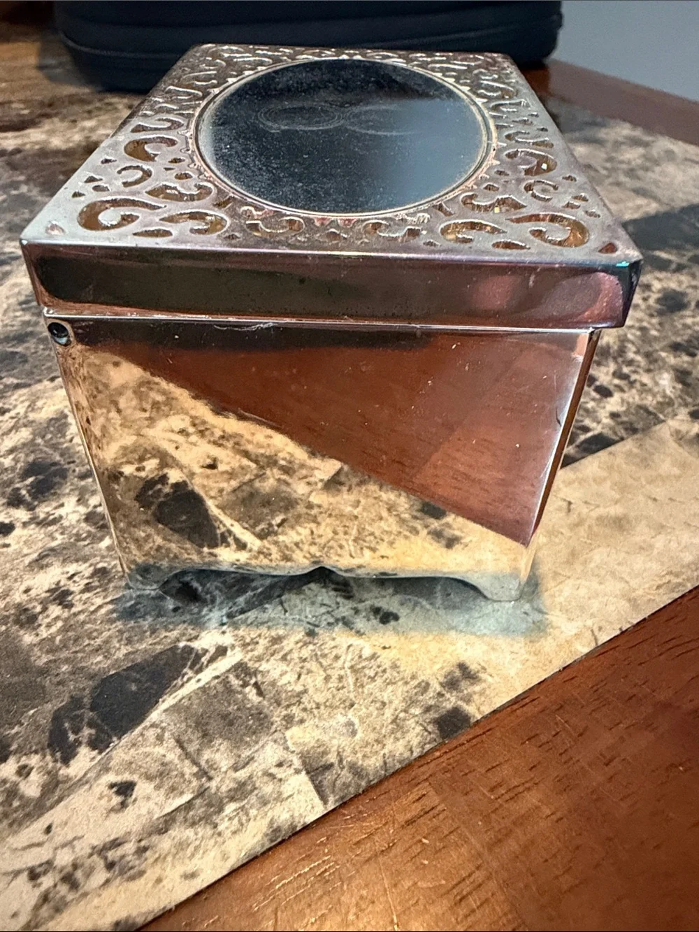 Mini Things Remembered Metal Trinket Box with Infinity (8) on Top